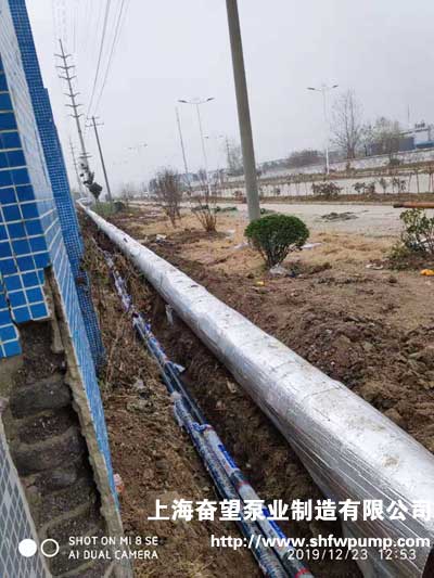 泵房外管路鋪設(shè)連接，需要挖溝、管路鋪設(shè)，管路連接方式為熱熔連接