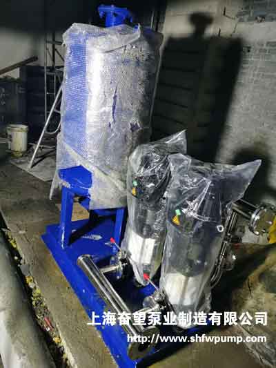 泵房?jī)?nèi)智能恒壓變頻給水設(shè)備安裝情況
