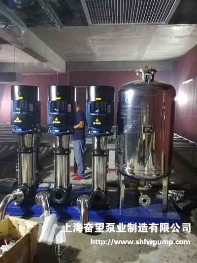 不銹鋼多級離心泵、不銹鋼隔膜氣壓罐安裝完成