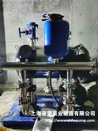 智能無負壓（疊壓）變頻給水設(shè)備安裝、管路連接