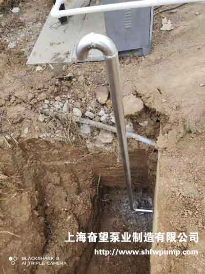 深井潛水泵管路鋪設(shè)連接