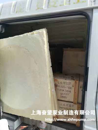 經(jīng)開區(qū)第八消防站送貨不銹鋼水箱和控制柜；